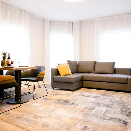 Bonquartier - Lux #2 Moderne, Stilvolle Mit Voll Ausgestatteter Kueche, Klimaanlage Und Parkplatz Апартаменты