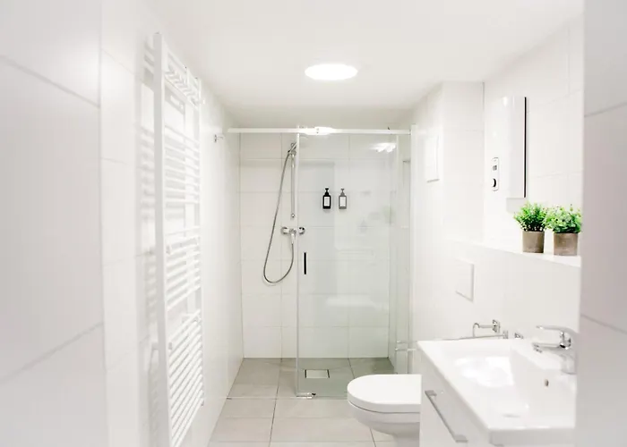 Bonquartier - Lux #2 Moderne, Stilvolle Mit Voll Ausgestatteter Kueche, Klimaanlage Und Parkplatz Sankt Augustin